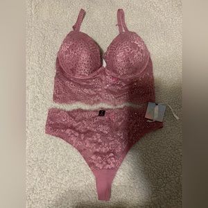 La Senza Limited Edition Lingerie Set (34D/M)